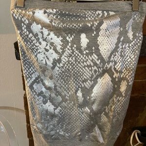 Express tube top with metallic snake motif